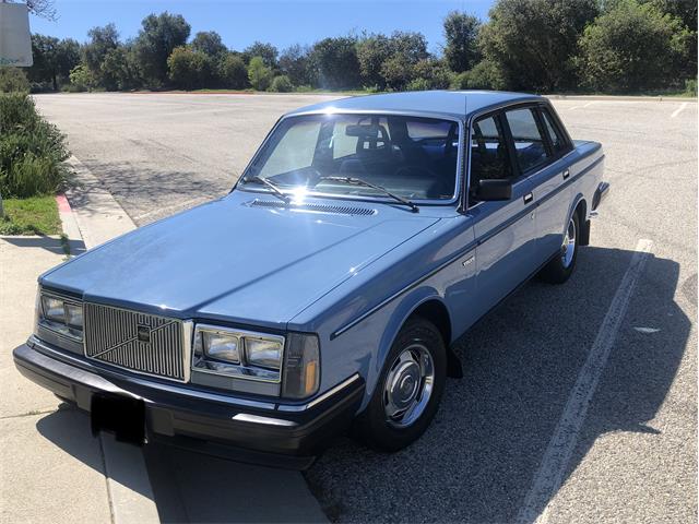 1984 Volvo 240 (CC-1842840) for sale in Tarzana, California