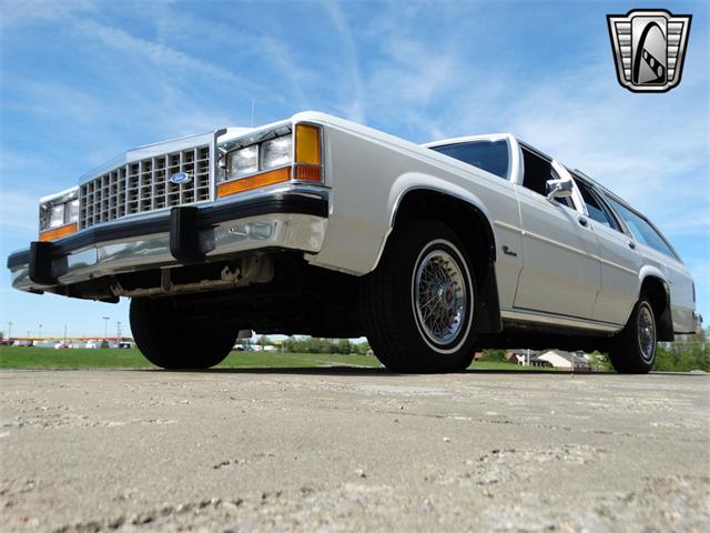 1985 Ford Crown Victoria (CC-1843046) for sale in O'Fallon, Illinois