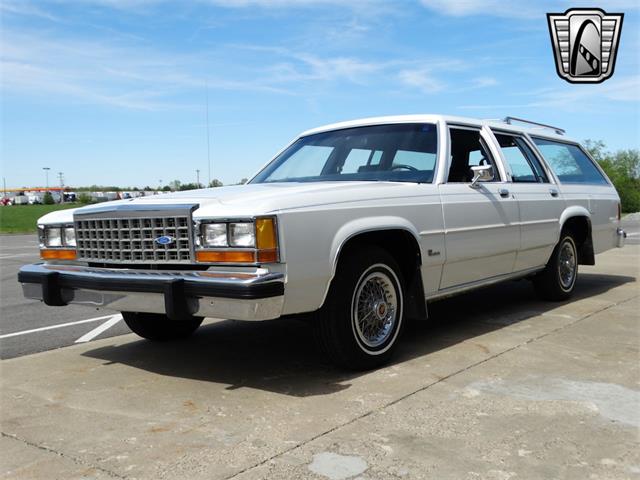 1985 Ford Crown Victoria (CC-1843046) for sale in O'Fallon, Illinois
