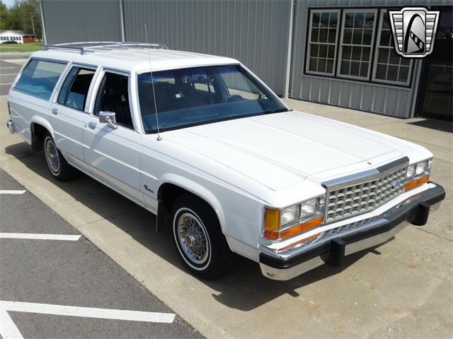 1985 Ford Crown Victoria (CC-1843046) for sale in O'Fallon, Illinois