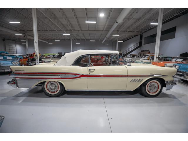 1957 Pontiac Bonneville (CC-1844072) for sale in Rogers, Minnesota