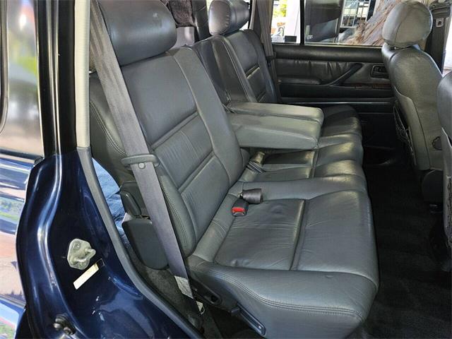 1997 Toyota Land Cruiser (CC-1845151) for sale in Woodland Hills, California