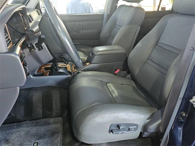 1997 Toyota Land Cruiser (CC-1845151) for sale in Woodland Hills, California