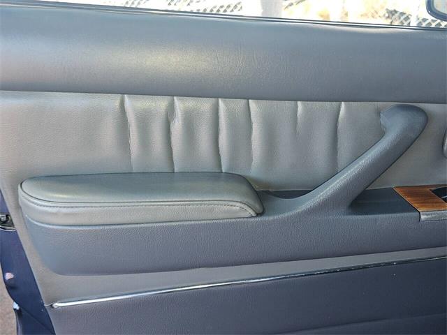 1997 Toyota Land Cruiser (CC-1845151) for sale in Woodland Hills, California