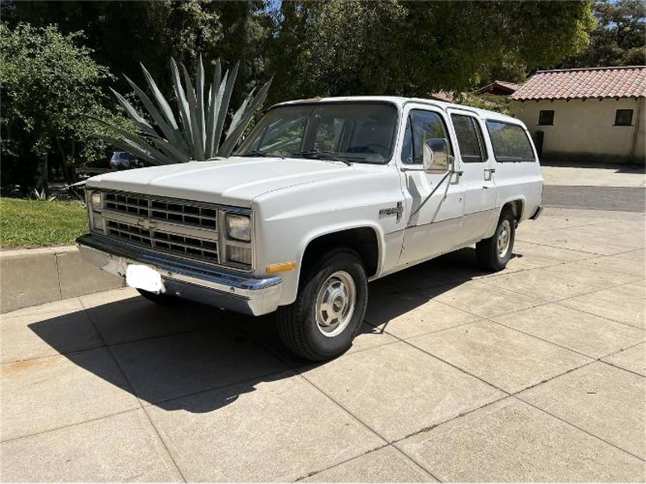 1985 Chevy Suburban For Salenull