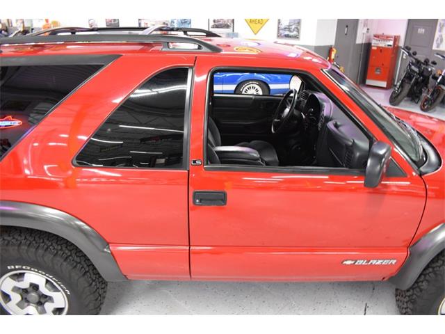 2001 Chevrolet Blazer (CC-1846380) for sale in Wayne, Michigan