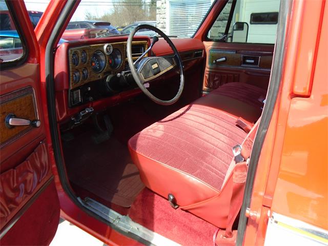 1977 GMC Suburban (CC-1847725) for sale in Bobcaygeon, Ontario