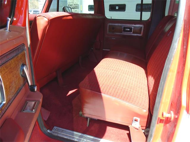 1977 GMC Suburban (CC-1847725) for sale in Bobcaygeon, Ontario