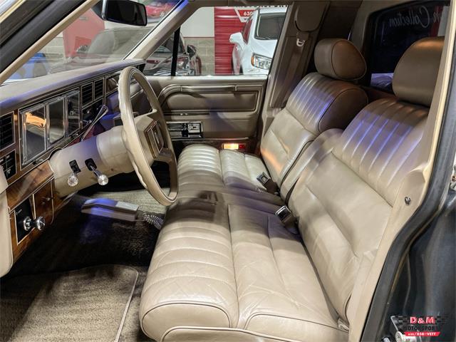 1989 Lincoln Town Car (CC-1849155) for sale in Glen Ellyn, Illinois