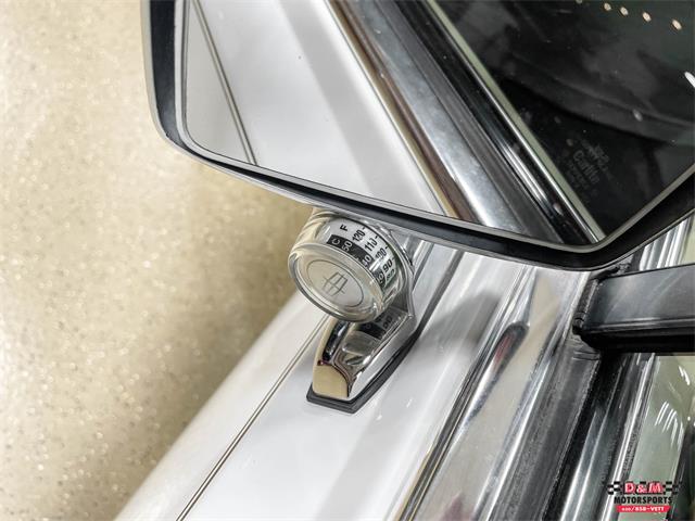 1989 Lincoln Town Car (CC-1849155) for sale in Glen Ellyn, Illinois