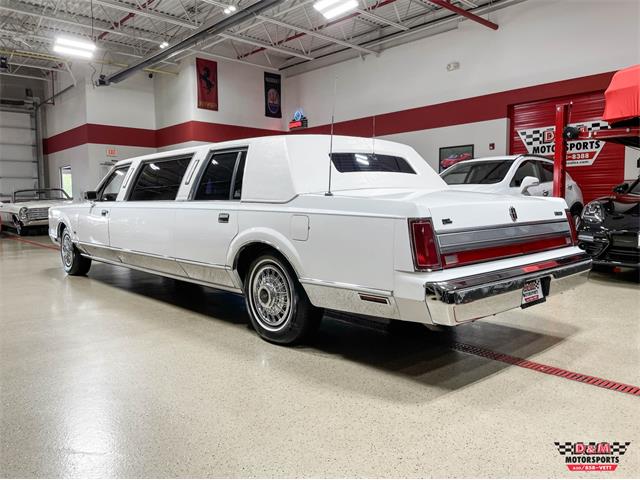 1989 Lincoln Town Car (CC-1849155) for sale in Glen Ellyn, Illinois