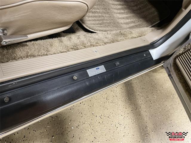 1989 Lincoln Town Car (CC-1849155) for sale in Glen Ellyn, Illinois