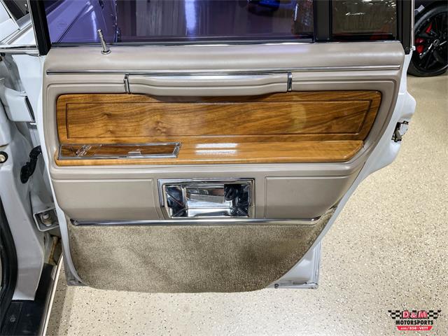 1989 Lincoln Town Car (CC-1849155) for sale in Glen Ellyn, Illinois