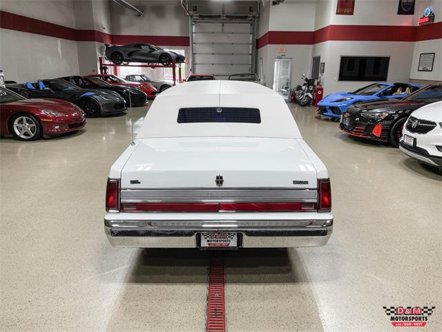 1989 Lincoln Town Car (CC-1849155) for sale in Glen Ellyn, Illinois