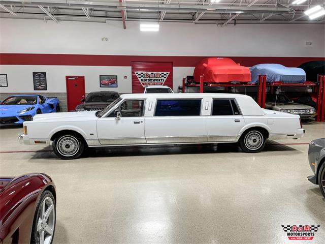 1989 Lincoln Town Car (CC-1849155) for sale in Glen Ellyn, Illinois