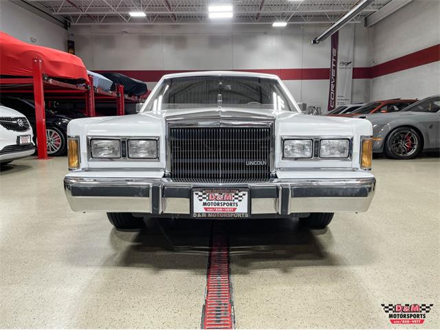 1989 Lincoln Town Car (CC-1849155) for sale in Glen Ellyn, Illinois