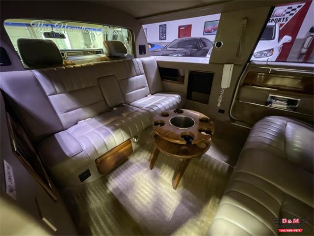 1989 Lincoln Town Car (CC-1849155) for sale in Glen Ellyn, Illinois