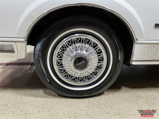 1989 Lincoln Town Car (CC-1849155) for sale in Glen Ellyn, Illinois