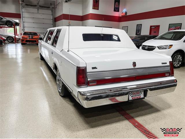 1989 Lincoln Town Car (CC-1849155) for sale in Glen Ellyn, Illinois