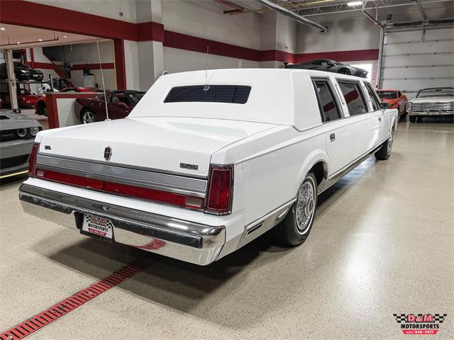 1989 Lincoln Town Car (CC-1849155) for sale in Glen Ellyn, Illinois
