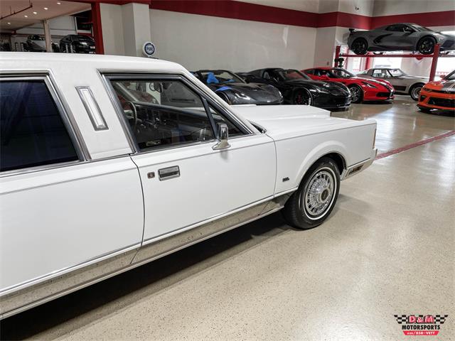 1989 Lincoln Town Car (CC-1849155) for sale in Glen Ellyn, Illinois