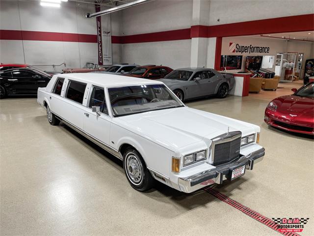 1989 Lincoln Town Car (CC-1849155) for sale in Glen Ellyn, Illinois