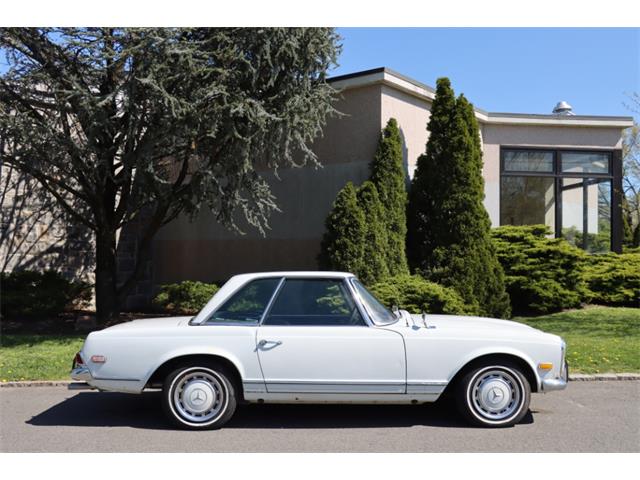 1969 Mercedes-Benz 280SL (CC-1840988) for sale in Astoria, New York