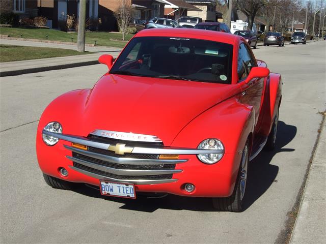 2004 Chevrolet SSR (CC-1851430) for sale in Hamilton, Ontario