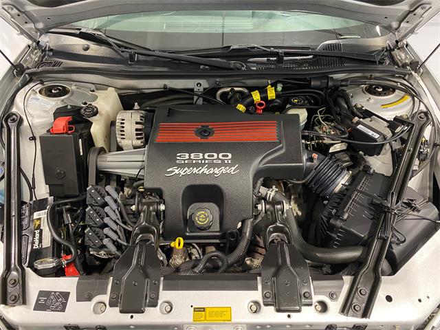 2000 Pontiac Grand Prix (CC-1851646) for sale in Watford, Ontario