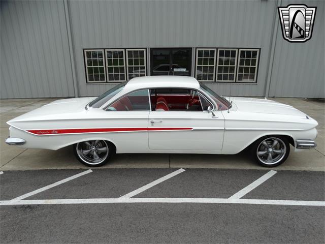 1961 Chevrolet Impala (CC-1851923) for sale in O'Fallon, Illinois