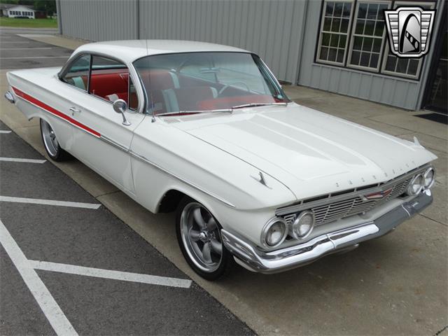1961 Chevrolet Impala (CC-1851923) for sale in O'Fallon, Illinois