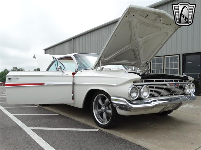 1961 Chevrolet Impala (CC-1851923) for sale in O'Fallon, Illinois