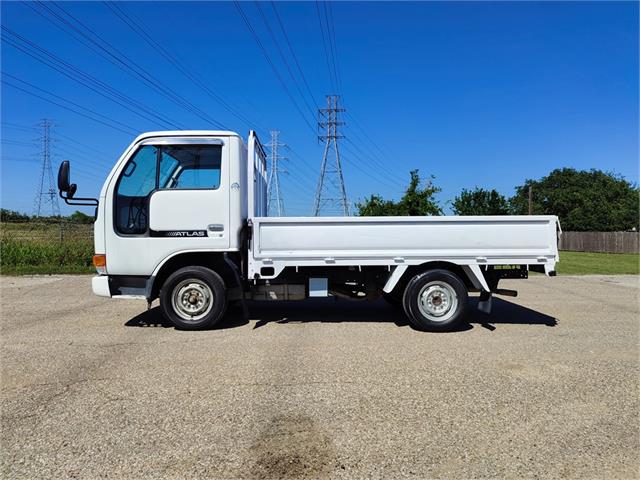 1997 Nissan Atlas (CC-1852748) for sale in freeport, Texas