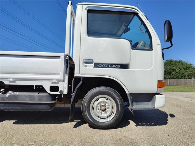 1997 Nissan Atlas (CC-1852748) for sale in freeport, Texas