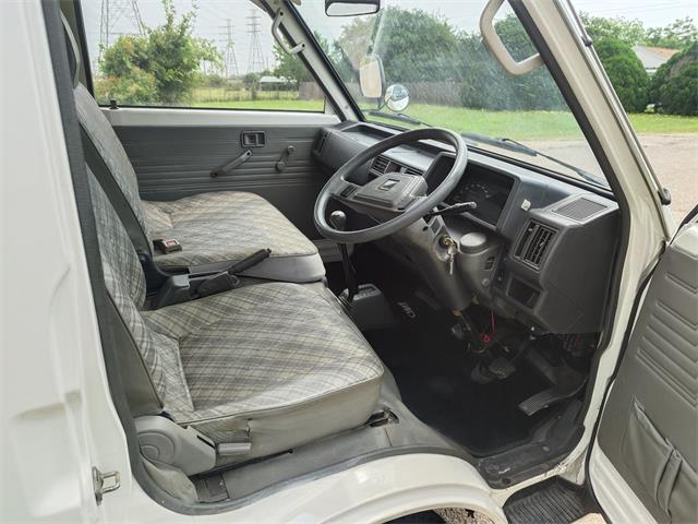 1992 Mazda Bongo (CC-1853245) for sale in freeport, Texas