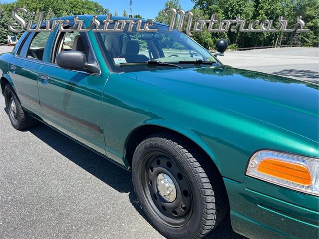 2008 Ford Crown Victoria (CC-1853642) for sale in North Andover, Massachusetts