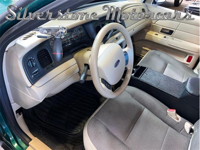 2008 Ford Crown Victoria (CC-1853642) for sale in North Andover, Massachusetts