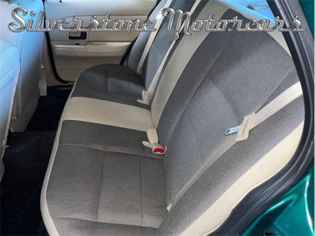 2008 Ford Crown Victoria (CC-1853642) for sale in North Andover, Massachusetts