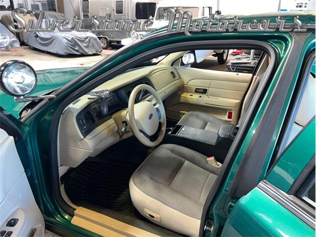 2008 Ford Crown Victoria (CC-1853642) for sale in North Andover, Massachusetts