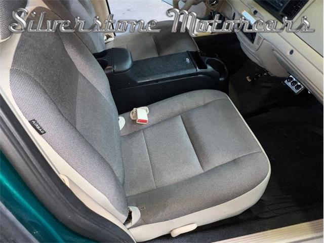 2008 Ford Crown Victoria (CC-1853642) for sale in North Andover, Massachusetts