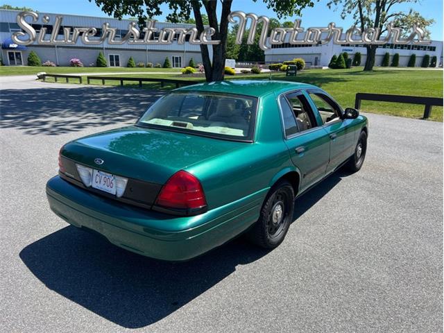 2008 Ford Crown Victoria (CC-1853642) for sale in North Andover, Massachusetts