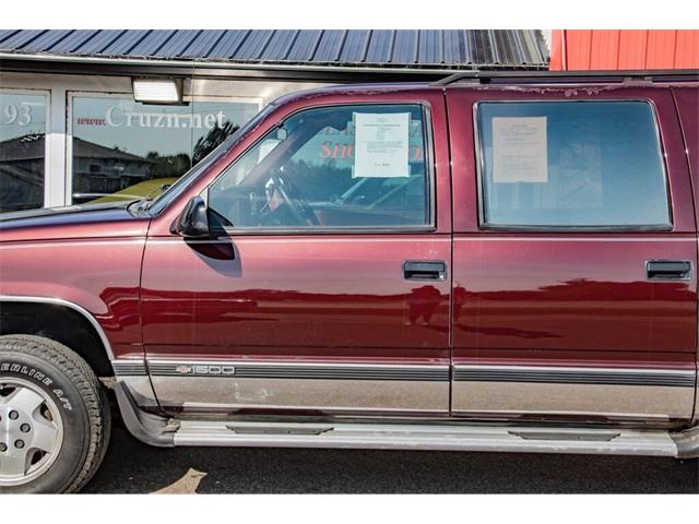 1993 Chevrolet Suburban (CC-1854866) for sale in Spirit Lake, Iowa