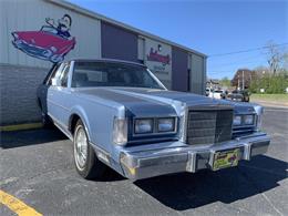 1988 Lincoln Town Car (CC-1850501) for sale in Mansfield, Ohio