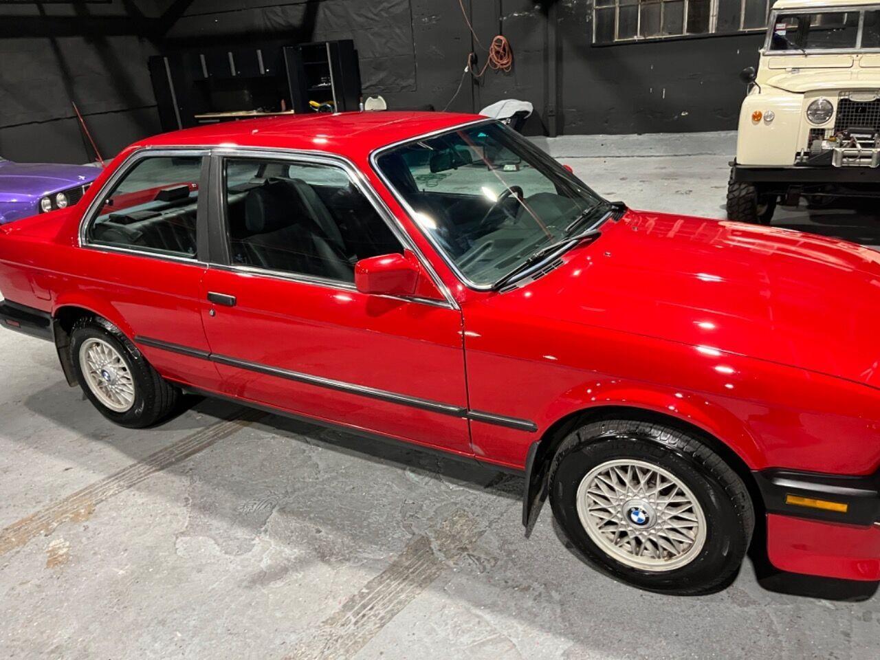 1987 BMW 3 Series in Penndel, Pennsylvania