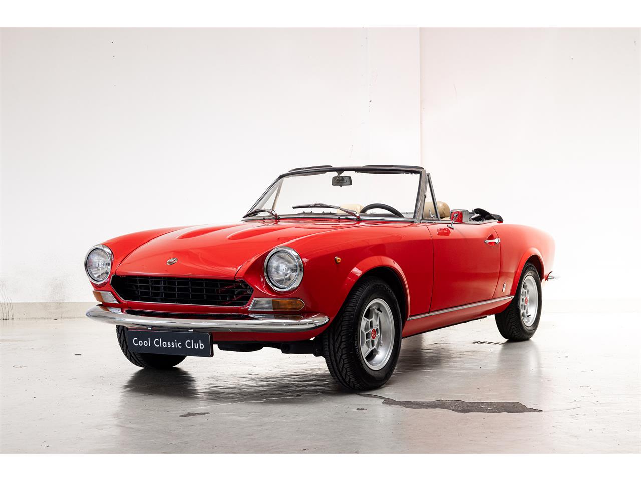 1974 Fiat 124 For Sale ClassicCars CC 1855600 1974-fiat-124-for-sale-classiccars-cc-1855600