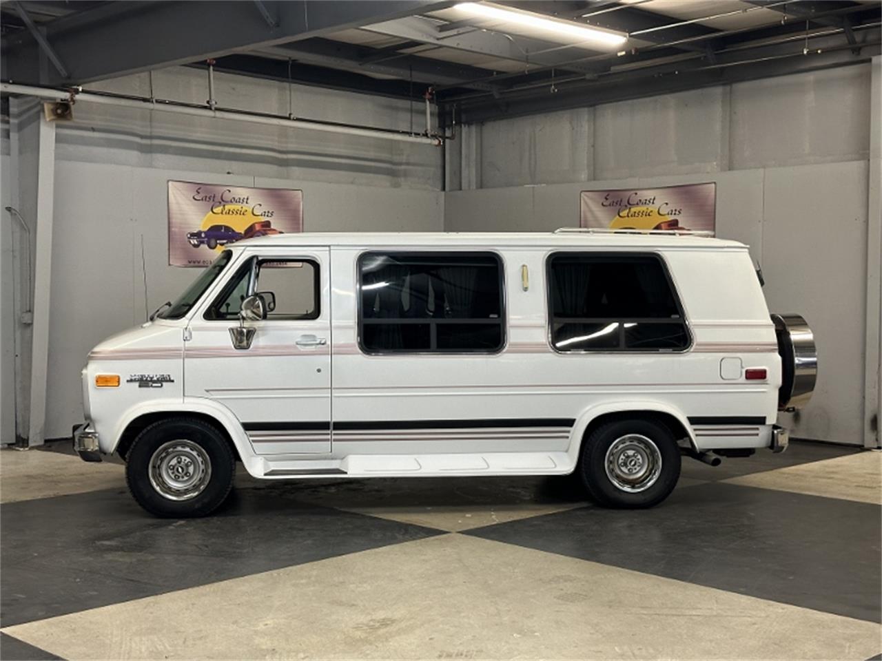 1992 Chevrolet G20 for Sale | ClassicCars.com | CC-1855661