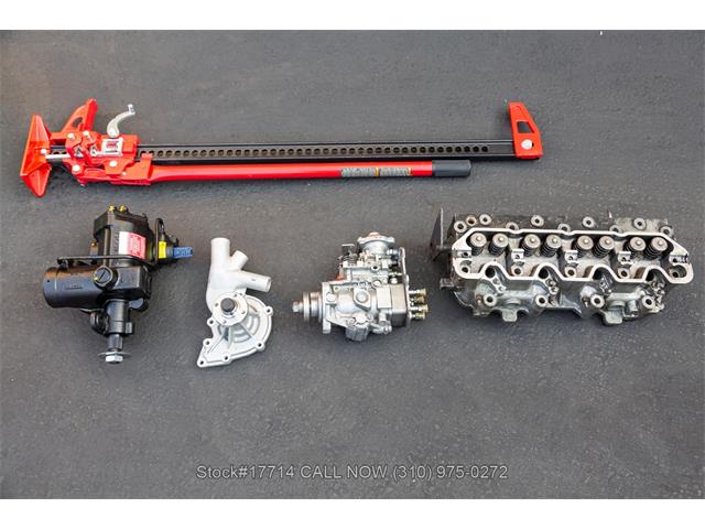 1991 Land Rover Defender (CC-1856751) for sale in Beverly Hills, California