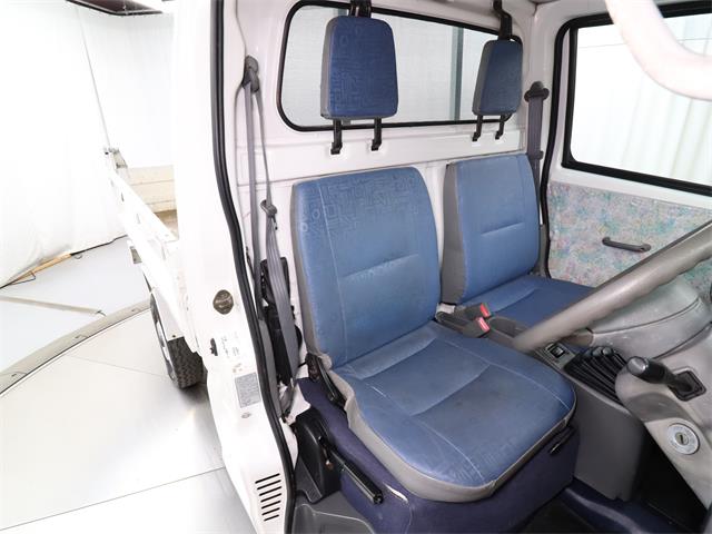 1999 Mitsubishi Minicab (CC-1857082) for sale in Christiansburg, Virginia