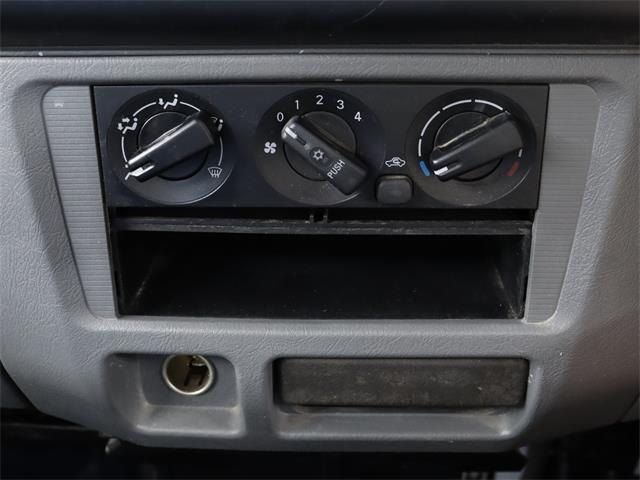 1999 Mitsubishi Minicab (CC-1857082) for sale in Christiansburg, Virginia