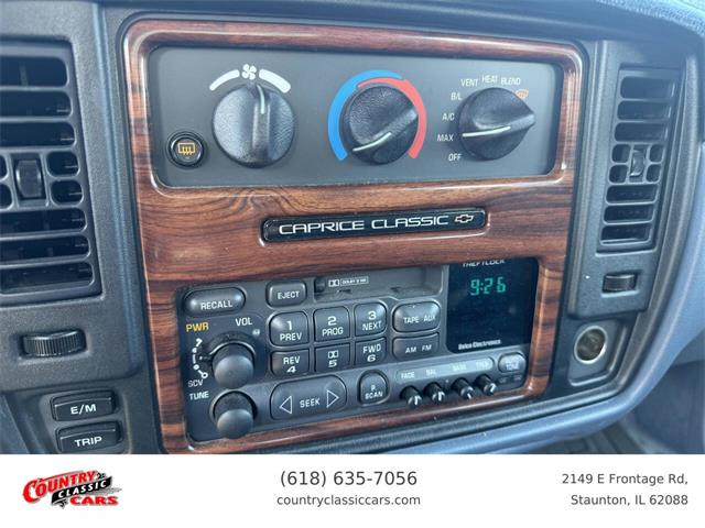1995 Chevrolet Caprice (CC-1857619) for sale in Staunton, Illinois